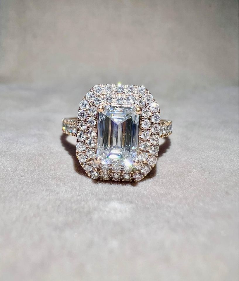18ct Rose Gold Natural Emerald Cut D/VS2 Diamond Ladies