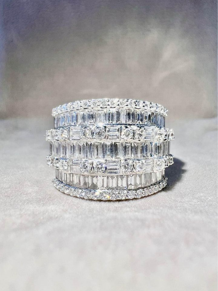 18ct White Gold Natural Diamond Ladies Dress Ring TDW 3.50ct DR9 – Atlas  Jewellers